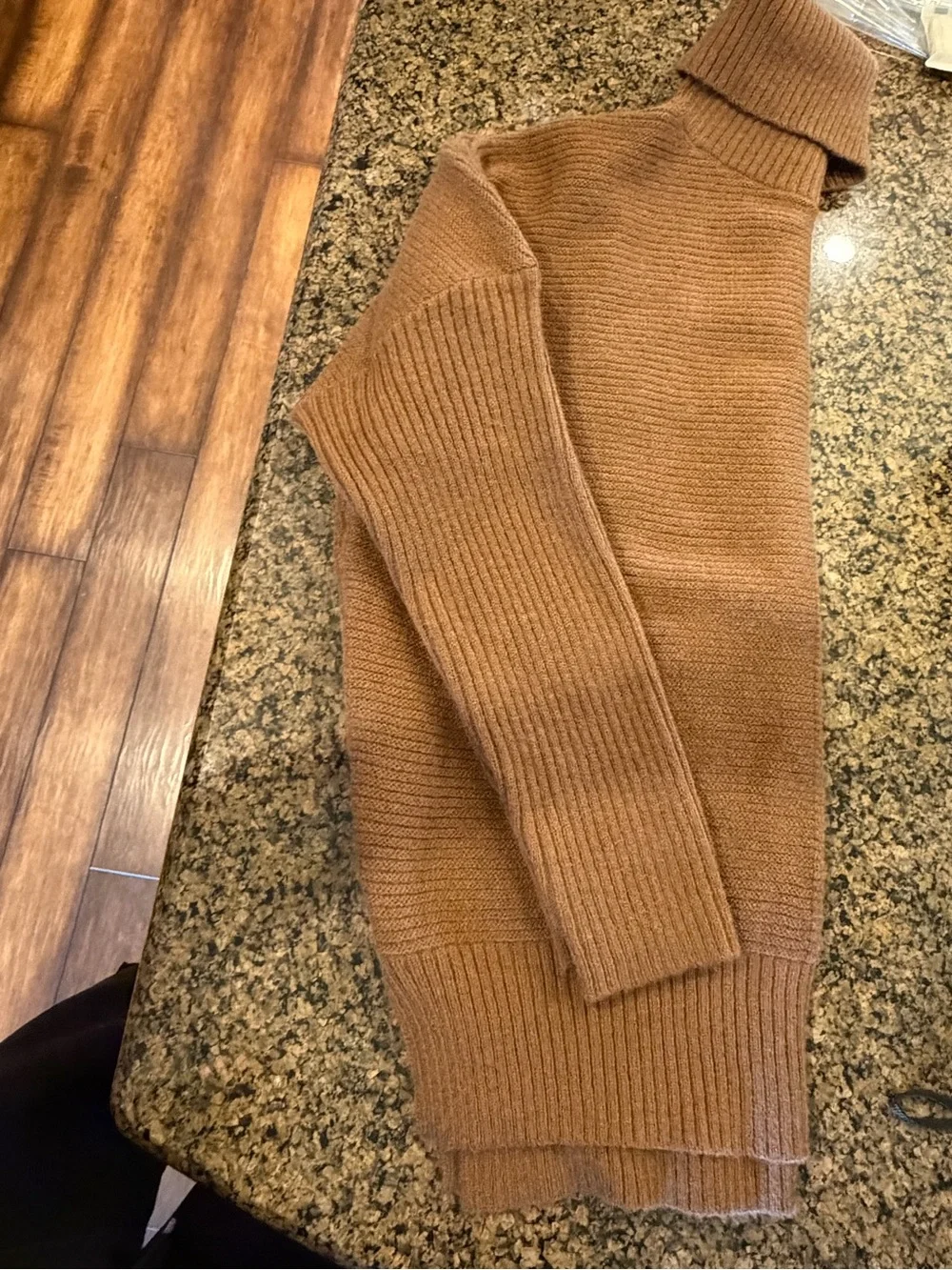 Brown Turtleneck Ribbed Sweater soft winter Medium casual dressy
